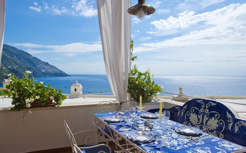 Casa Noemi 4+2: Blau, Möbel, Tabelle, Meer, Küste, Küsten Und Ozeanische Forms, Stuhl, Resort, Ozean, Blumentopf