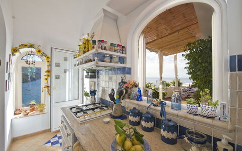 Casa Noemi 4+2: Möbel, Zuhause, Stuhl, Zimmerpflanze, Blumentopf, Küche & Esszimmer Tisch, Villa, Resort, Küche, Hazienda