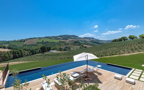 Dimora Montefiore 11: Schwimmbad, Estate, Freizeit, Landscaping, Villa, Eco Hotel, Plantage, Bauernhaus