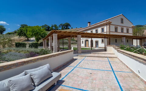 Dimora Montefiore 11: Estate, Villa, Hazienda, Balkon, Villa, Bauernhaus, Hof