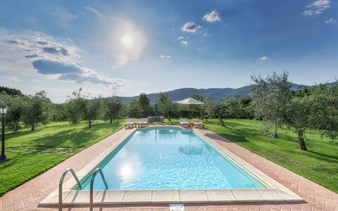 Vinciluna 4: Schwimmbad, Garten, Hazienda, Eco Hotel, Bauernhaus, Water Feature, Landscaping, Villa, Plantage