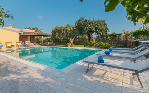 Il Giardino dei Limoni 8: Schwimmbad, Wasser, Resort, Thermae, Gartenmöbel, Eco Hotel, Verbundwerkstoff, Estate, Hazienda, Freizeit