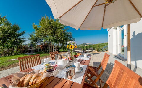 Casa di Eolo 8+2: Möbel, Gartenmöbel, Küche & Esszimmer Tisch, Stuhl, Tisch Im Freien, Garten, Landscaping, Garten, Blumentopf, Zimmerpflanze