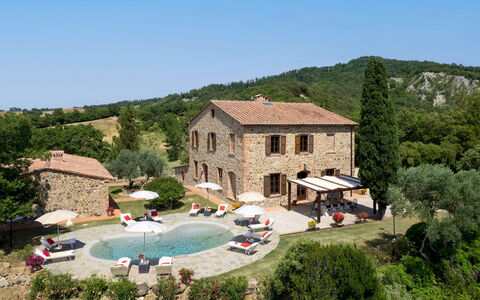 Terripi 10: Schwimmbad, Hütte, Estate, Gartenmöbel, Bauernhaus, Villa, Resort, Hinterhof, Tisch Im Freien