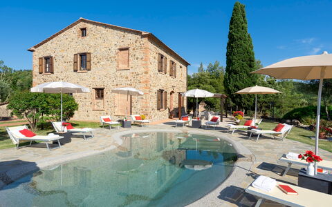 Terripi 10: Schwimmbad, Hütte, Estate, Bauernhaus, Landscaping, Villa, Ferienort, Resort, Hazienda
