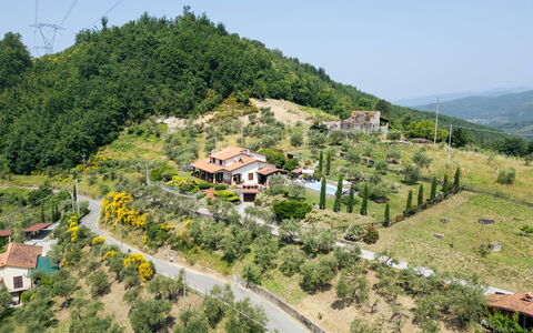 Villa Costanza 6: Landschaft, Hügel, Haus, Ländliches Gebiet, Hochland, Bergstation, Dorf, Steigung, Estate, Bergdorf