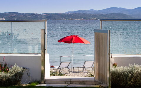 Villa Amar 4: Meer, Küsten Und Ozeanische Forms, Küste, Ozean, Gartenmöbel, Strand, Ufer, Schatten, Tropen, Regenschirm