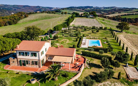 Il Poggiarellino 14: Estate, Schwimmbad, Hazienda, Villa, Resort, Essen, Bauernhaus, Eco Hotel, Villa, Hotel