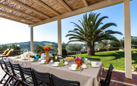 Il Poggiarellino 14: Möbel, Tabelle, Stuhl, Küche & Esszimmer Tisch, Resort, Gartenmöbel, Eco Hotel, Schatten, Tisch Im Freien, Garten
