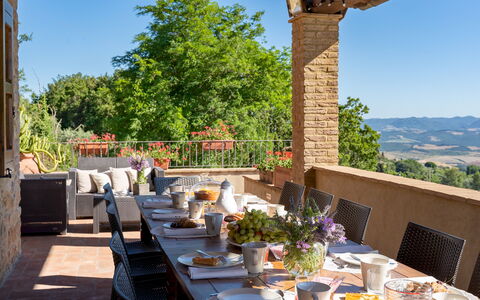 La Vecchia Fonte 15: Möbel, Gartenmöbel, Grundstueck, Stuhl, Tisch Im Freien, Estate, Terrasse, Hazienda, Garten, Küche & Esszimmer Tisch