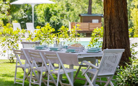 La Casa di Nanì 8: Möbel, Gartenmöbel, Tabelle, Stuhl, Tisch Im Freien, Klappstuhl, Küche & Esszimmer Tisch, Tischdecke, Garten, Terrasse