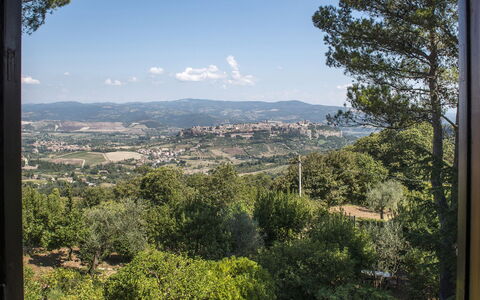 Villa Ombrosa 8: Bergforms, Hügel, Vegetation, Landschaft, Hochland, Horizont, Bergstation, Ländliches Gebiet, Morgen, Gebirge