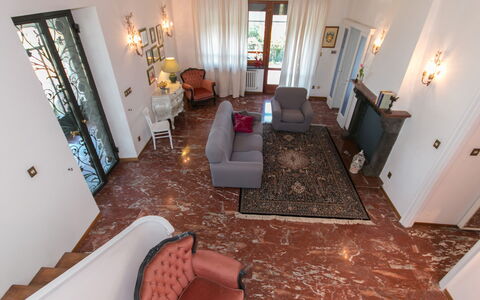 Villa Ombrosa 8: Flooring, Interior Design, Fussboden, Holz, Möbel, Beleuchtung, Wohnzimmer, Zimmer, Zuhause, Decke