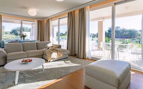 La Perla tra Gli Ulivi 12: Interior Design, Möbel, Flooring, Fussboden, Holz, Decke, Zuhause, Stuhl, Wohnzimmer, Tabelle