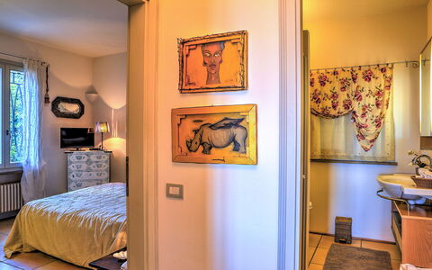 Villa le Cave 12: Wand, Interior Design, Möbel, Schlafzimmer, Holz, Bett, Fussboden, Flooring, Zimmer, Beleuchtung