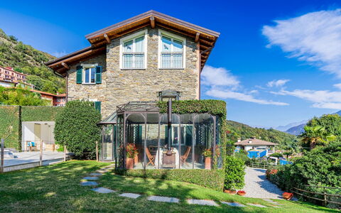 Villa la Dolce 8: Die Architektur, Haus, Zuhause, Bergstation, Hütte, Gebirge, Garten, Senke, Dorf, Eco Hotel
