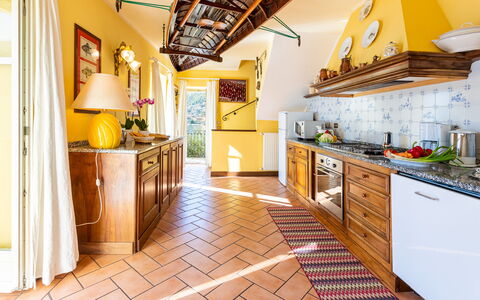 Villa Rivetta 6+2: Interior Design, Möbel, Flooring, Küche, Holz, Fussboden, Countertop, Zimmer, Cabinetry, Beleuchtung