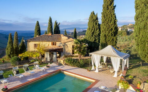 Villa Beltramonto 14: Haus, Zuhause, Estate, Villa, Landscaping, Hazienda, Garten, Hof, Villa, Blumentopf