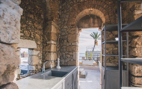 Torre Pirandello 6: Meer, Küste, Ozean, Steinwand