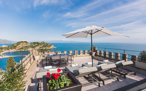 Torre Pirandello 6: Küsten Und Ozeanische Forms, Küste, Meer, Resort, Ozean, Balkon, Ufer, Ferienort, Strandresort