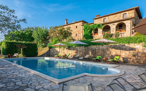 Podere le Corone 14: Schwimmbad, Resort, Estate, Gartenmöbel, Hazienda, Villa, Eco Hotel, Garten, Hotel, Ferienort