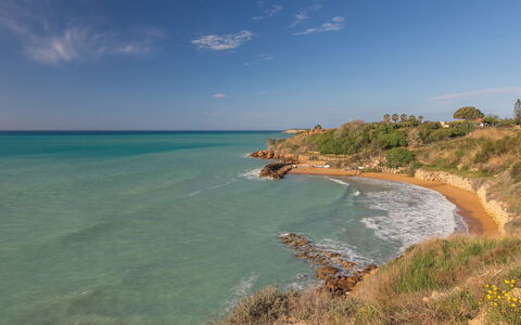 Villa Sabbie Rosse 6: Himmel, Blau, Wasser, Gewässer, Küste, Wasservorräte, Küsten Und Ozeanische Forms, Horizont, Meer, Natürliche Landschaft
