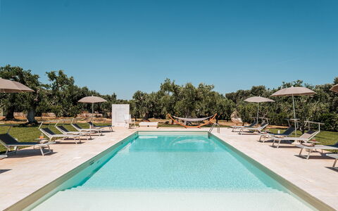 La Torre di Monsignore 12: Schwimmbad, Resort, Gartenmöbel, Estate, Freizeit, Landscaping, Hazienda, Garten, Schatten, Eco Hotel