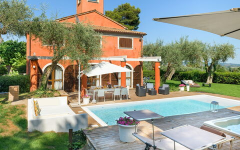 Villa Rossa 12: Schwimmbad, Estate, Resort, Hazienda, Villa, Design, Stuhl, Ferienort, Eco Hotel, Regenschirm