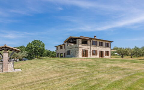 Le Residenze dei Potti 12: Himmel, Einfach, Ländliches Gebiet, Grundstueck, Zuhause, Estate, Bauernhaus, Rasen, Landscaping, Villa