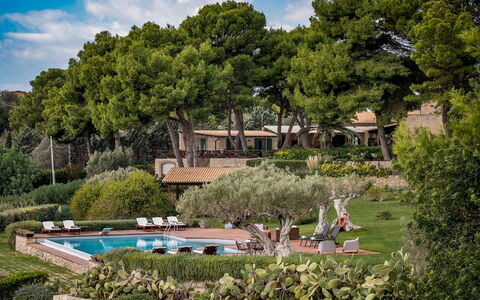 Villa Terra del Sole 8: Garten, Gartenmöbel, Landscaping, Resort, Villa, Hecke, Hazienda, Eco Hotel, Hof, Bauernhaus