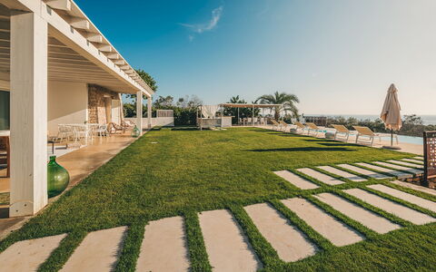 Villa la Pupazza 8: Landschaft, Estate, Rasen, Garten, Schatten, Landscaping, Villa, Resort, Hazienda, Garten