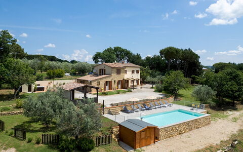 Casa la Fenice 8+2: Schwimmbad, Estate, Resort, Villa, Hazienda, Bauernhaus, Thermae, Regenschirm, Eco Hotel, Ferienort