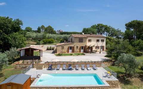 Casa la Fenice 8+2: Schwimmbad, Resort, Gartenmöbel, Estate, Regenschirm, Thermae, Villa, Bauernhaus, Hazienda, Eco Hotel
