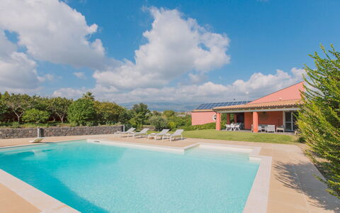 Villa Kimia 8: Schwimmbad, Garten, Landscaping, Resort, Bauernhaus, Estate, Hazienda, Design, Eco Hotel, Villa