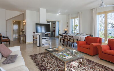 Villa Lucente 6+2