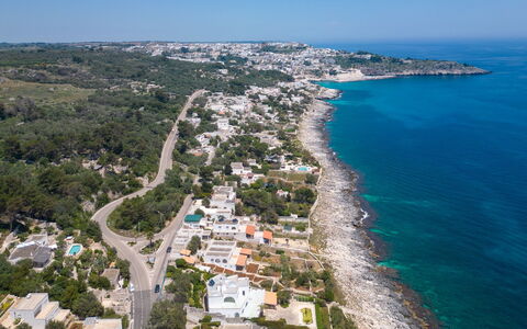 Villa Soleluna 7+1: Küste, Meer, Wohngebiet, Küsten Und Ozeanische Forms, Landschaft, Ozean, Menschliche Siedlung, Ufer, Vogelperspektive, Luftaufnahmen