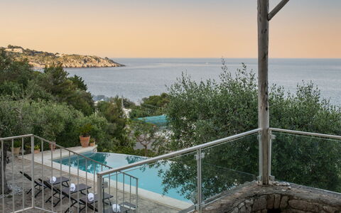 Villa Soleluna 7+1: Schwimmbad, Resort, Küste, Estate, Ufer, Tropen, Ferienort, Eco Hotel, Balkon, Gartenmöbel