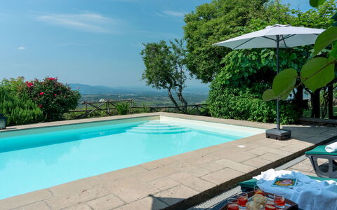 Podere Belvedere 6: Schwimmbad, Resort, Freizeit, Eco Hotel, Gartenmöbel, Schatten, Garten, Hazienda, Landscaping, Ferienort