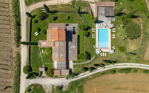 Le Colombelline 12: Haus, Zuhause, Wohngebiet, Estate, Hütte, Schwimmbad, Grundstueck, Dach, Bauernhaus, Einfach