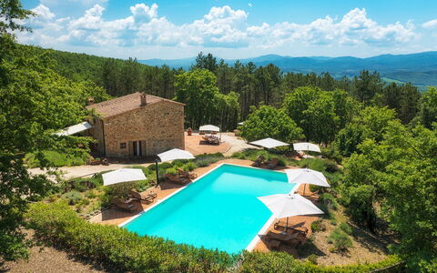 Podere Santa Croce 10: Eco Hotel, Schwimmbad, Plantage, Estate, Resort, Landwirtschaft, Bauernhaus, Villa, Landscaping, Hotel