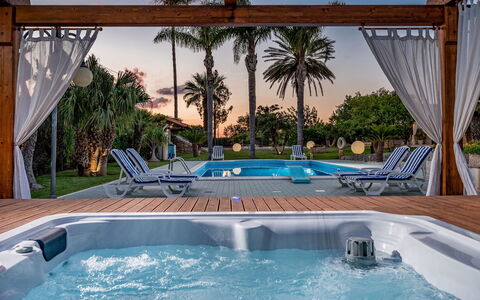 Villa Cutrera 8: Schwimmbad, Resort, Gartenmöbel, Möbel, Eco Hotel, Schatten, Freizeit, Stuhl, Estate, Landscaping