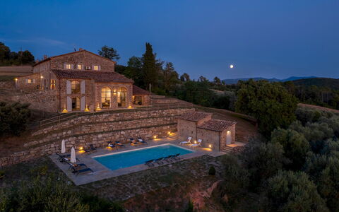 Villa Il Pozzo 14: Zuhause, Haus, Hütte, Estate, Bauernhaus, Villa, Villa, Schwimmbad, Historisches Haus, Abend