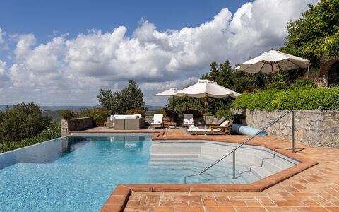 Scandelaia 12: Schwimmbad, Water Feature, Sonnenliege, Resort, Flagstone, Eco Hotel, Gartenmöbel, Landscaping, Estate, Villa