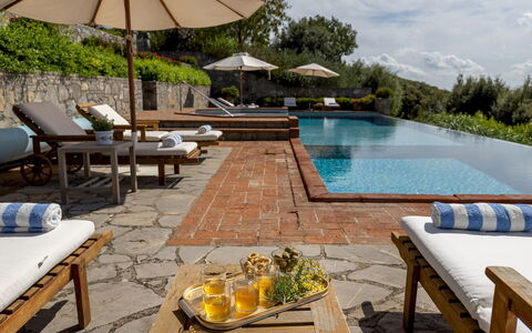 Scandelaia 12: Möbel, Resort, Gartenmöbel, Schwimmbad, Sonnenliege, Eco Hotel, Estate, Stuhl, Villa, Ferienort