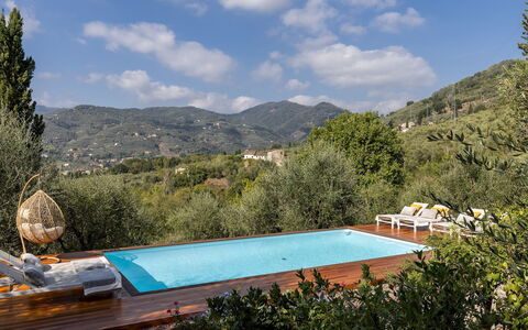 Villa Adisa 8: Schwimmbad, Möbel, Resort, Gartenmöbel, Eco Hotel, Freizeit, Sonnenliege, Stuhl, Hotel, Schatten