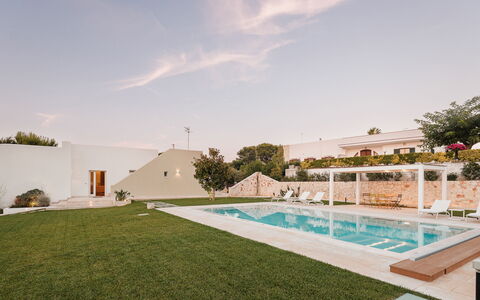 Villa Bellina 6: Schwimmbad, Estate, Resort, Hazienda, Hof, Villa, Landscaping, Design, Garten, Villa