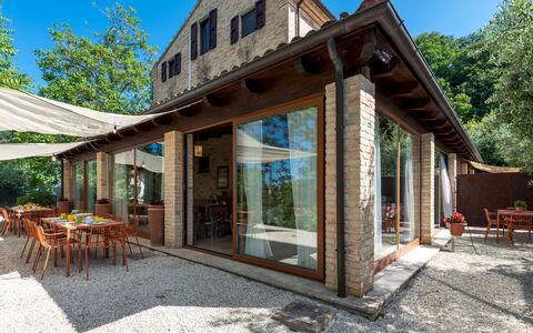I Lauri 12: Holz, Zuhause, Die Architektur, Haus, Hütte, Tür, Dach, Schatten, Outdoor Struktur, Veranda