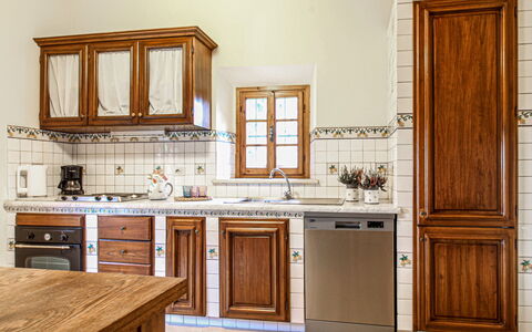 Gli Spilocchi 16: Cabinetry, Holz, Küche, Flooring, Countertop, Interior Design, Möbel, Schrank, Fussboden, Zuhause