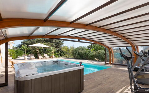 Villa i Mori 4: Holz, Resort, Schatten, Freizeit, Eco Hotel, Holzbeize, Schwimmbad, Gartenmöbel, Zimmerpflanze, Outdoor Struktur