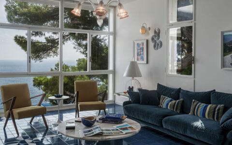 Villa Ponti 6: Möbel, Interior Design, Wand, Couch, Flooring, Wohnzimmer, Wohnung, Fussboden, Zuhause, Zimmer